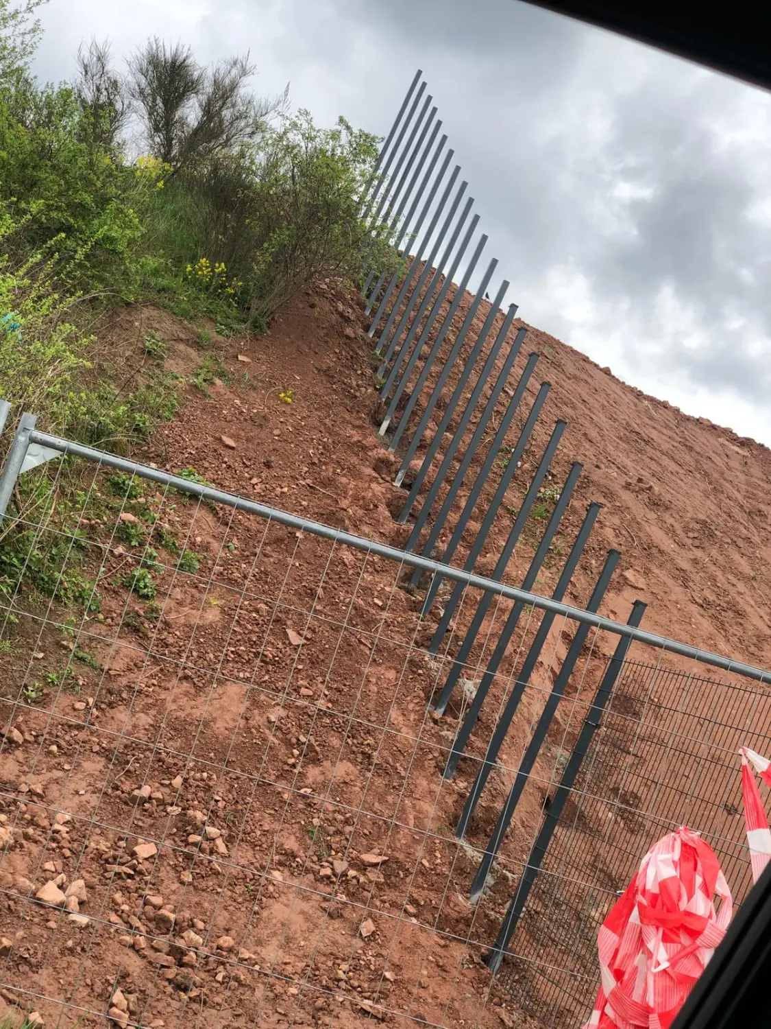 Hattingen, Driton Begolli, BEG Zaunsysteme GmbH, BEG-Zaunsysteme, Zaunbau, Zaunbauer ,  Zaunbau Firma,  Zaunbau Unternehmen,  Professioneller Zaunbau,  Zaunsysteme,  Zaunmontage , Metallzaun,  Doppelstabmattenzaun,  Gitterzaun,  Industriezaun,  Sicherheitszaun,  Sichtschutzzaun,  Gartenzäune,  Toranlagen,  Schiebetor,  Hoftor,  Zaunreparatur,  Zaunmontage Service,
